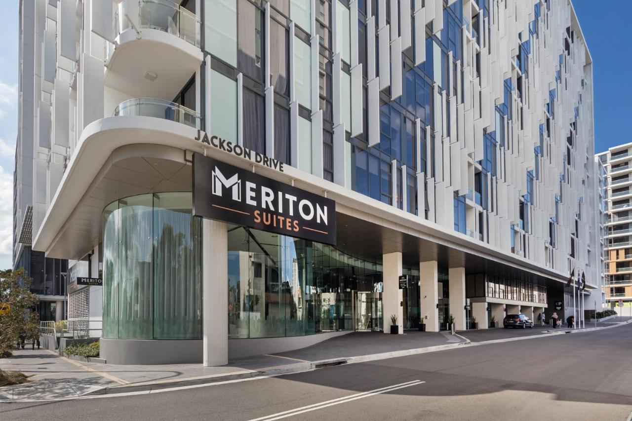 Meriton Suites Mascot Central Sydney Exterior photo Meriton Suites Chatswood